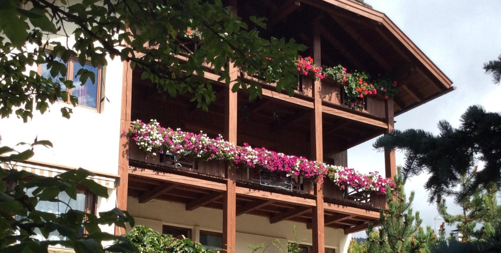 Residenze Sonnenschein Aparthotel Villabassa Εξωτερικό φωτογραφία
